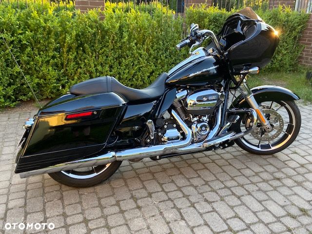Harley-Davidson Touring Road Glide - 19