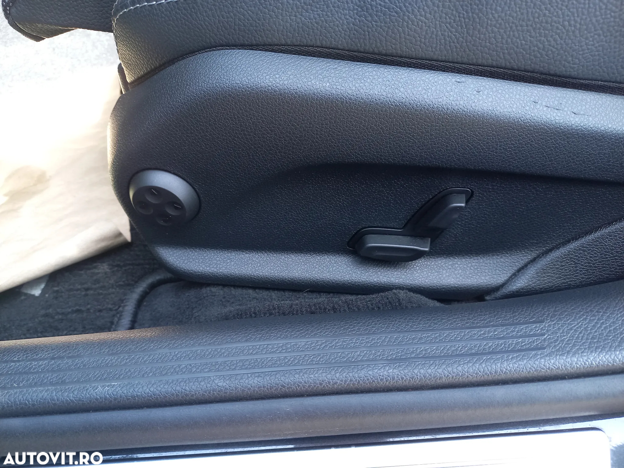 Mercedes-Benz C 300 e 9G-TRONIC Avantgarde - 14