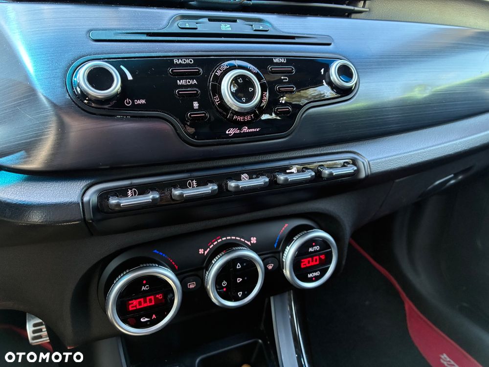 Alfa Romeo Giulietta - 13