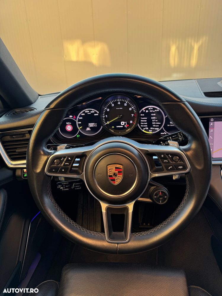 Porsche Panamera 4 E-Hybrid - 8