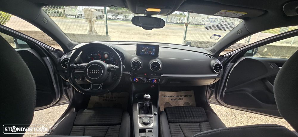 Audi A3 Sportback 1.6 TDI S-line - 16