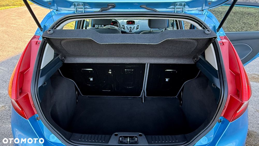 Ford Fiesta 1.25 Ambiente - 31