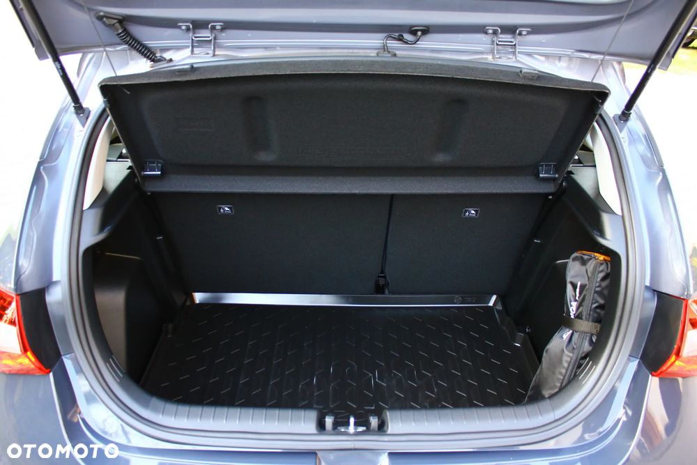 Hyundai i20 1.2 Classic - 34