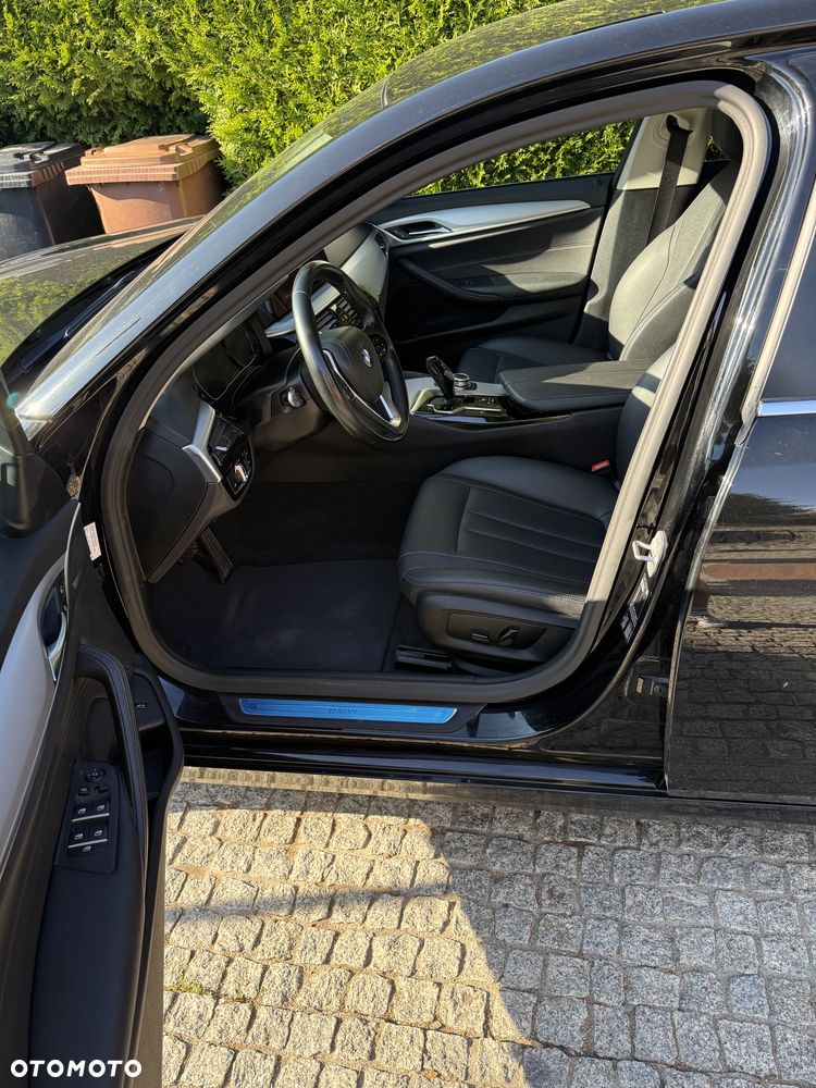 BMW Seria 5 518d - 5