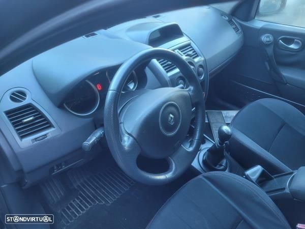 Para Peças Renault Megane Ii (Bm0/1_, Cm0/1_) - 7