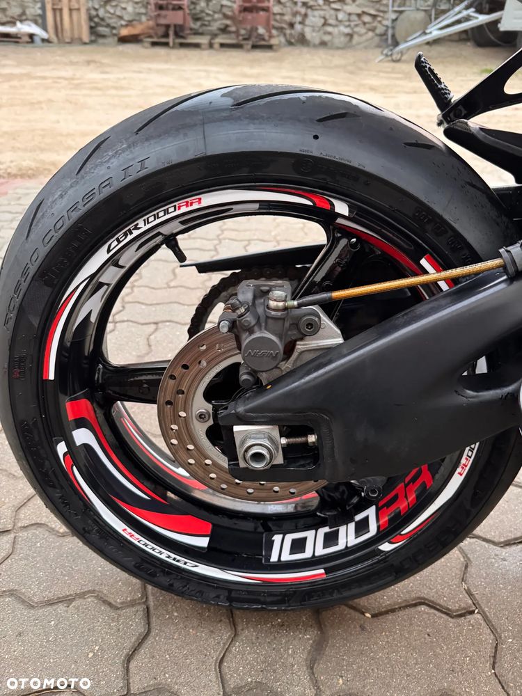 Honda CBR - 7