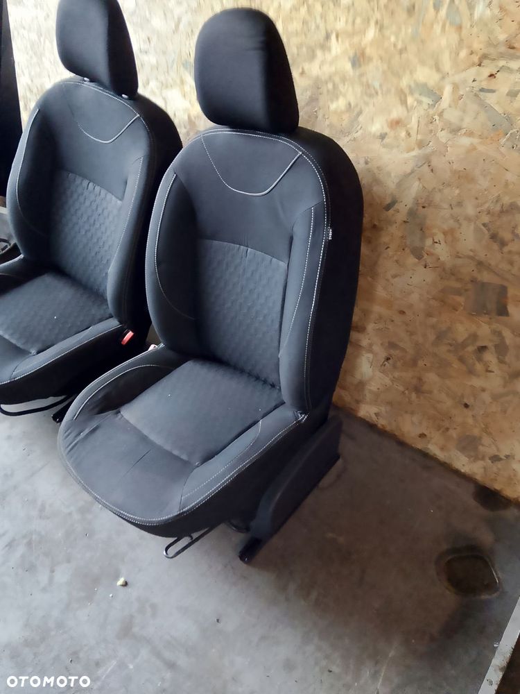 fotele przód dacia sandero ii - 2