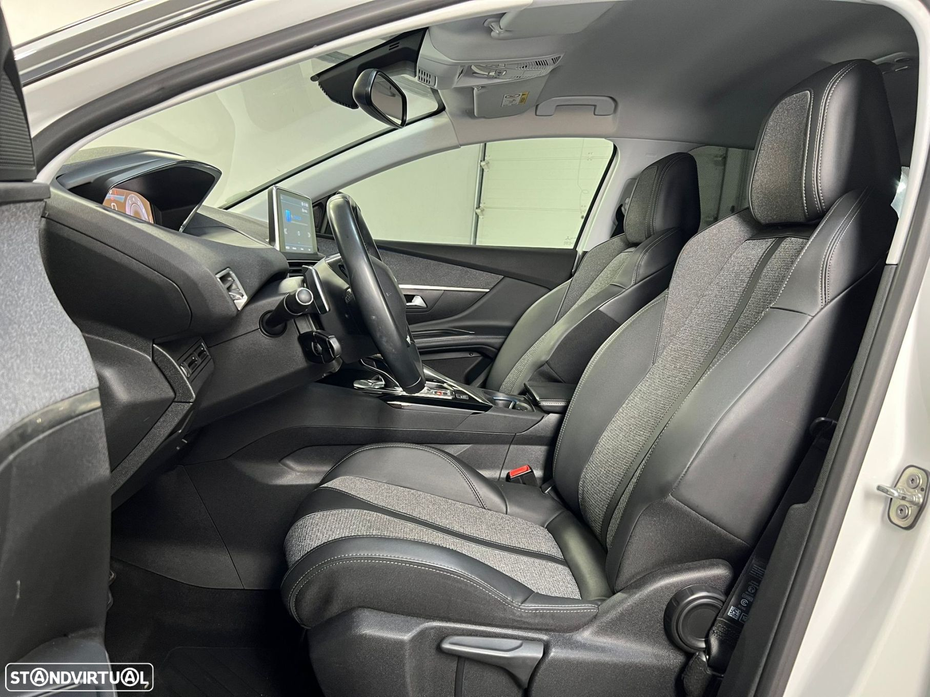 Peugeot 5008 1.2 PureTech Allure EAT8 - 5