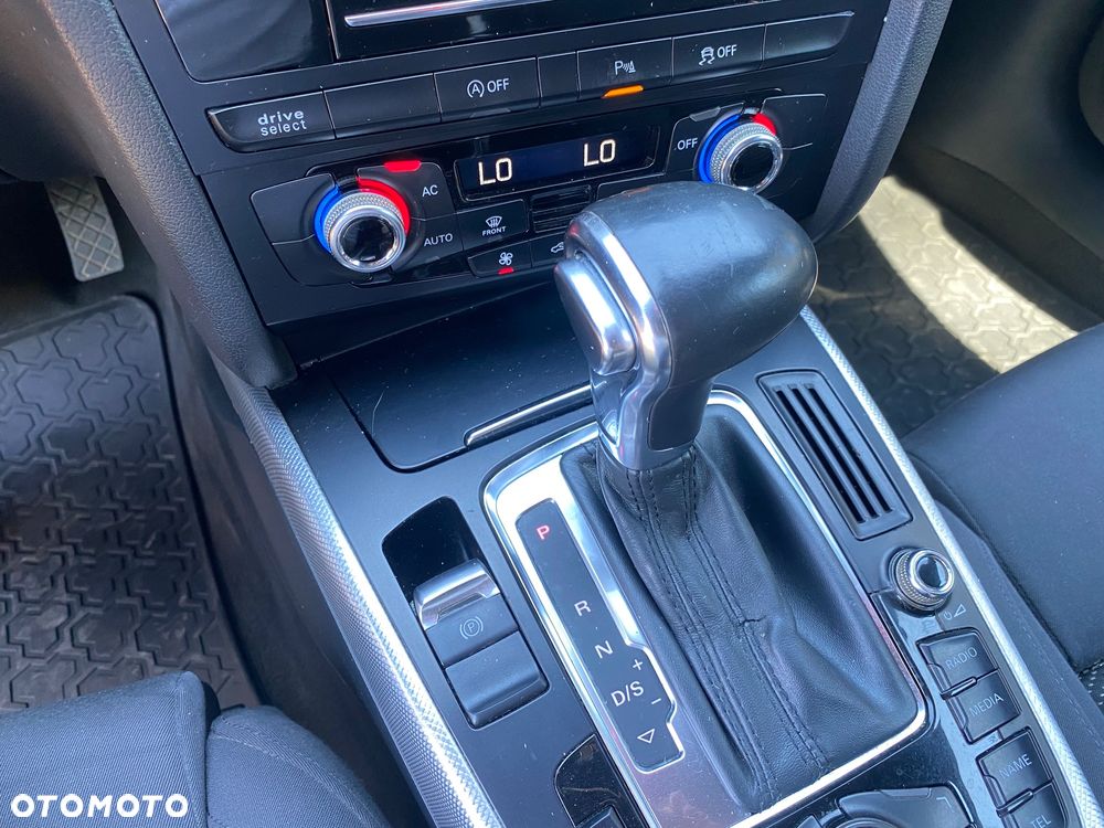 Audi A4 Avant 2.0 TDI DPF quattro S tronic S line Sportpaket - 12