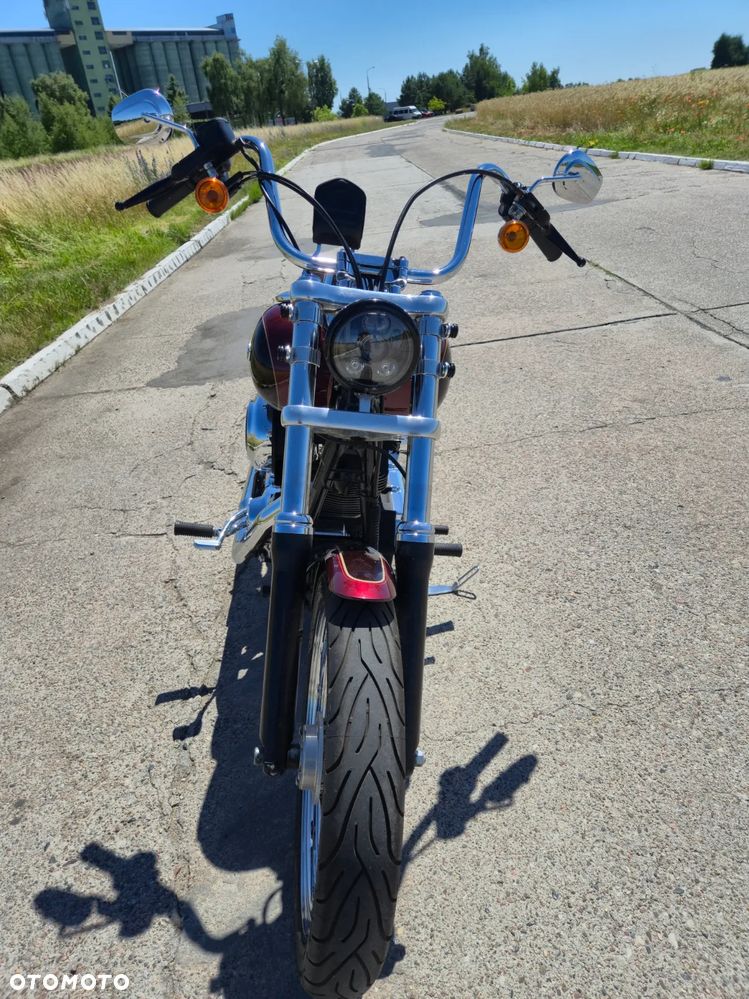 Harley-Davidson Dyna Super Glide - 4
