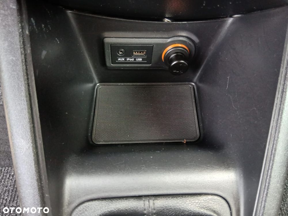 Kia Venga 1.4 CVVT Vision - 26