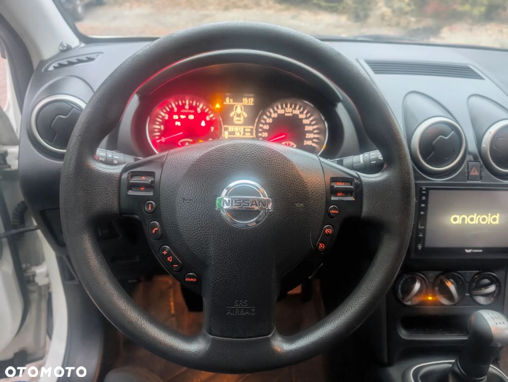 Nissan Qashqai 1.6 Acenta - 11