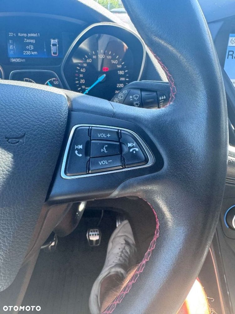 Ford Kuga - 20