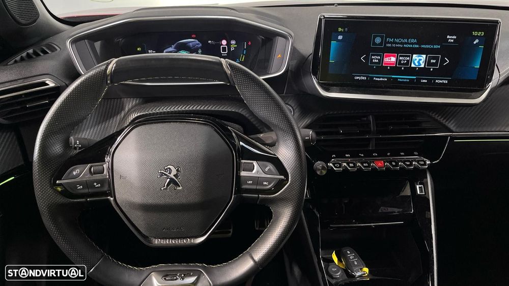 Peugeot e-2008 GT - 16