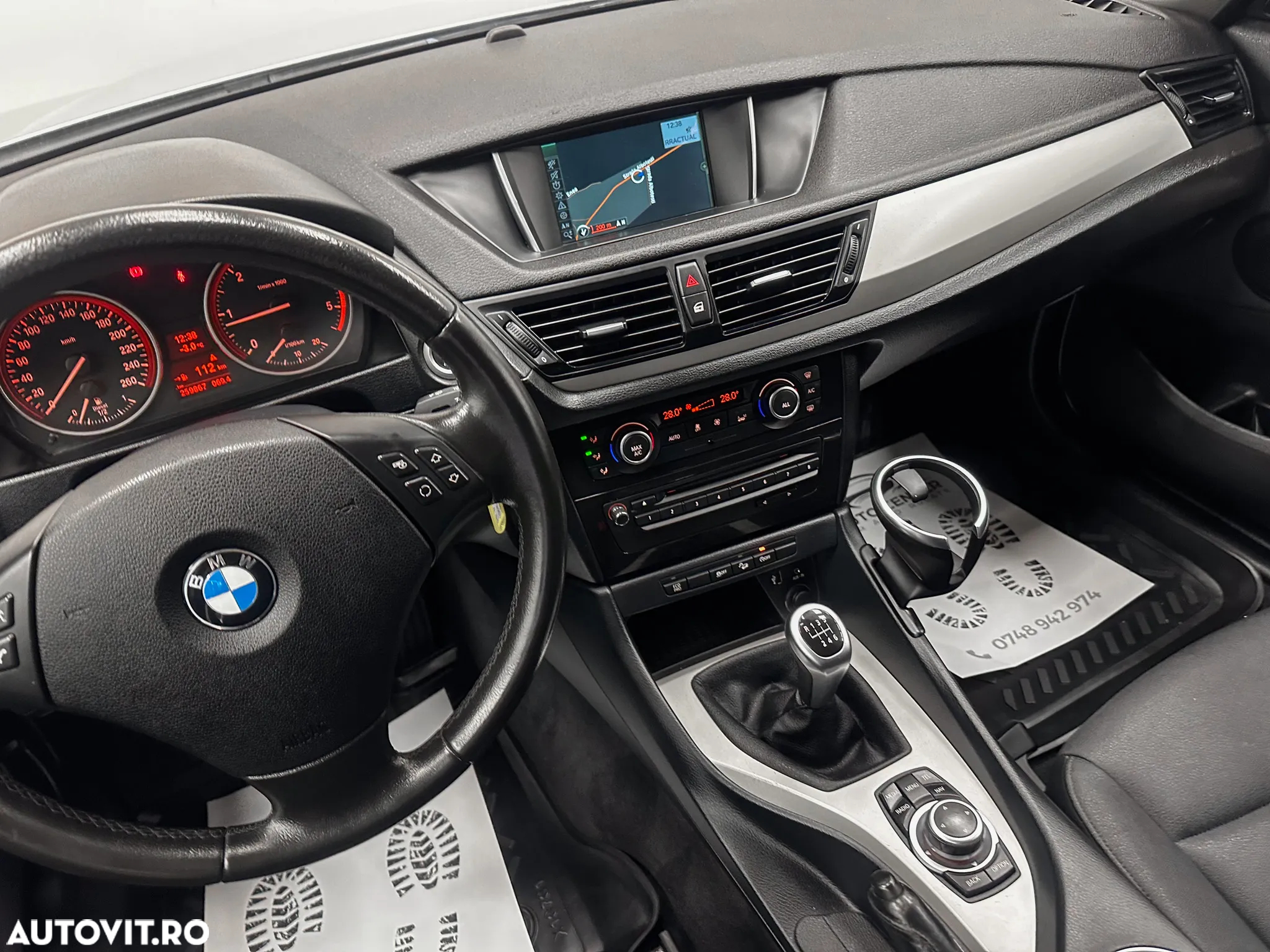 BMW X1 xDrive18d - 21