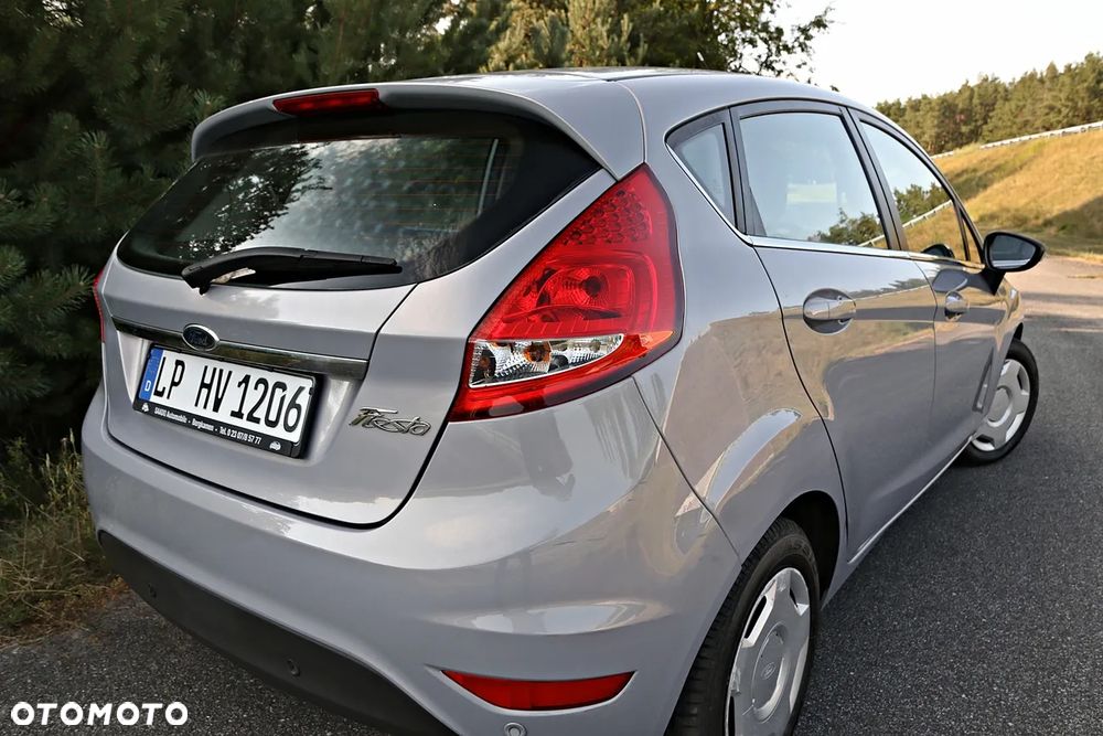 Ford Fiesta 1.6 TDCi Champions Edition - 23