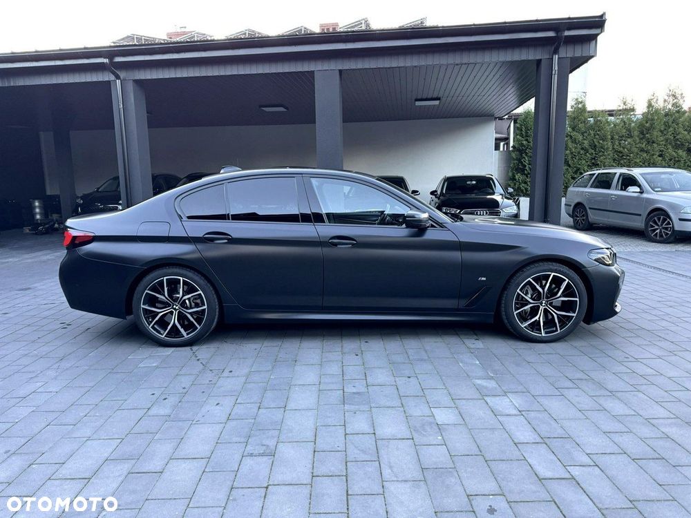 BMW Seria 5 530d xDrive M Sport Edition - 8