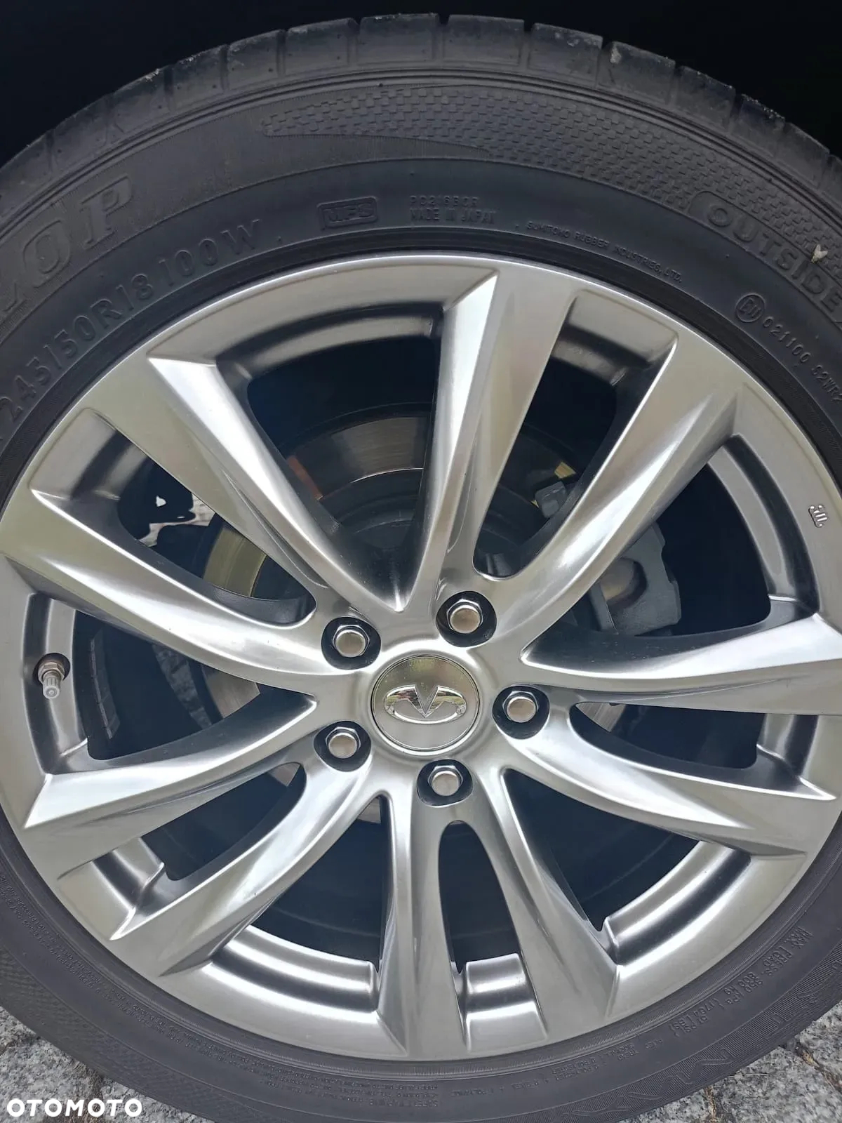 Infiniti Q70 2.2d - 25