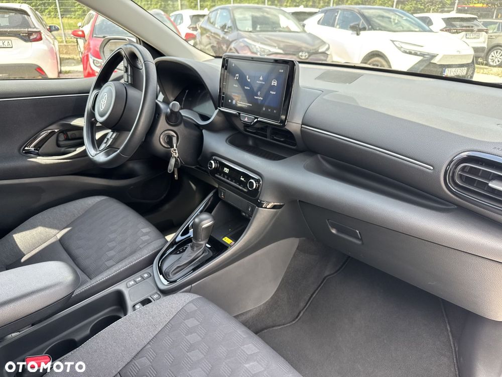 Toyota Yaris Hybrid 1.5 Style - 9