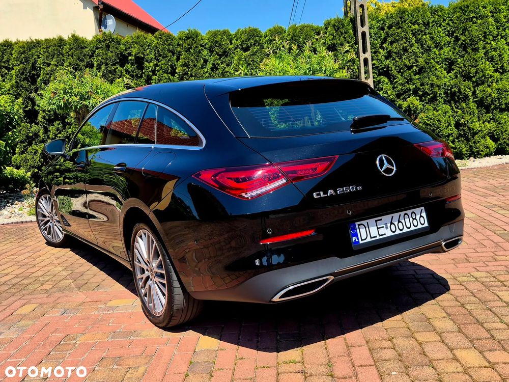 Mercedes-Benz CLA 250 e 8G-DCT Progressive Line Advanced - 13