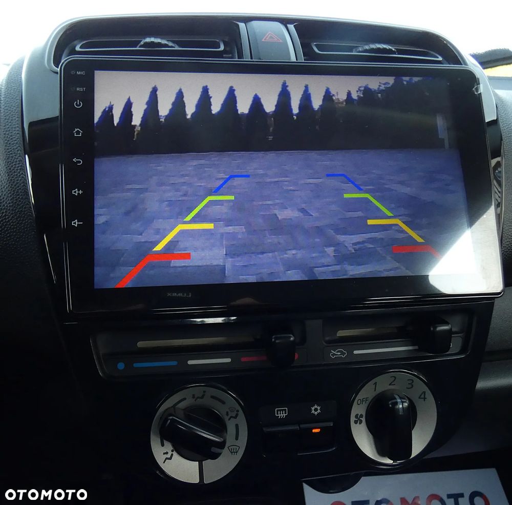 Mitsubishi Space Star 1.2 Invite CVT - 9