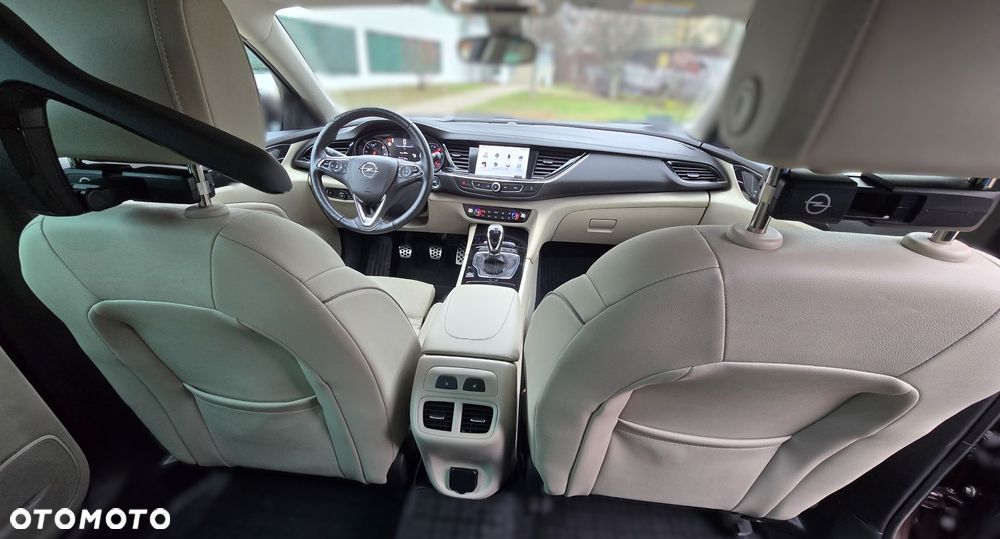 Opel Insignia 2.0 CDTI S&S - 14