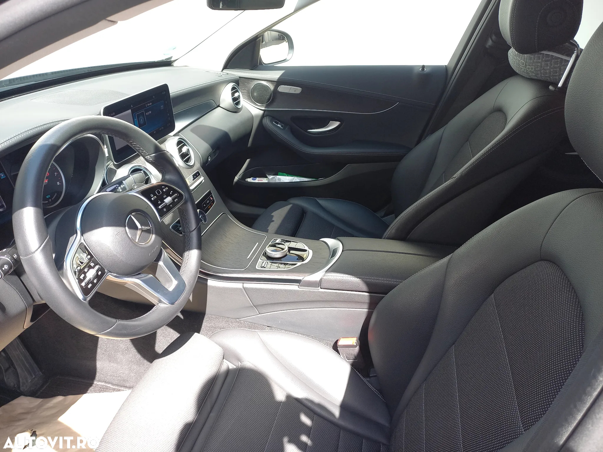 Mercedes-Benz C 300 e 9G-TRONIC Avantgarde - 8