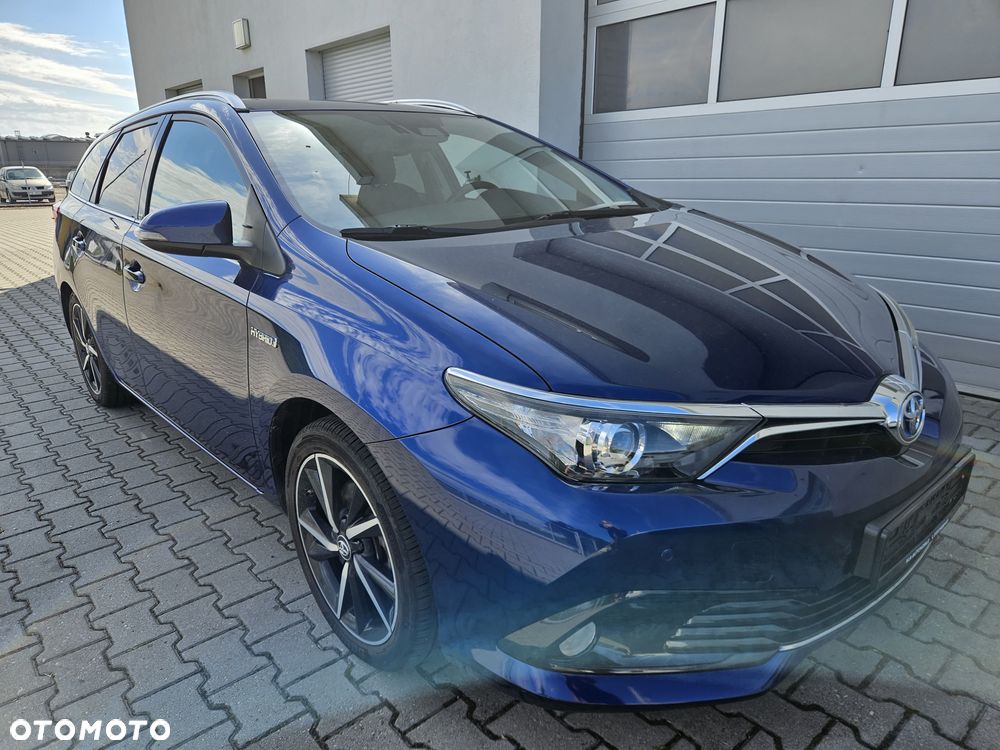 Toyota Auris - 2