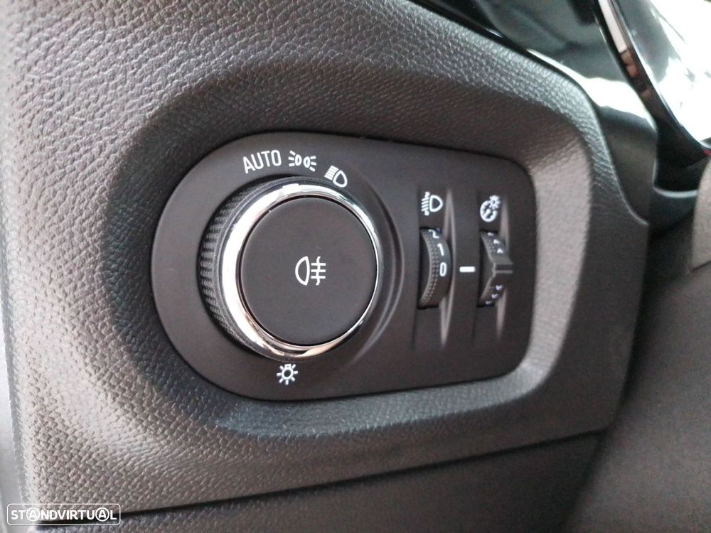 Opel Corsa 1.2 Business - 22