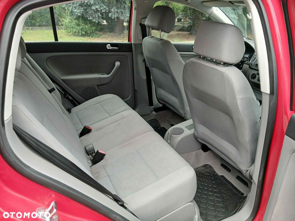 Volkswagen Golf Plus - 7