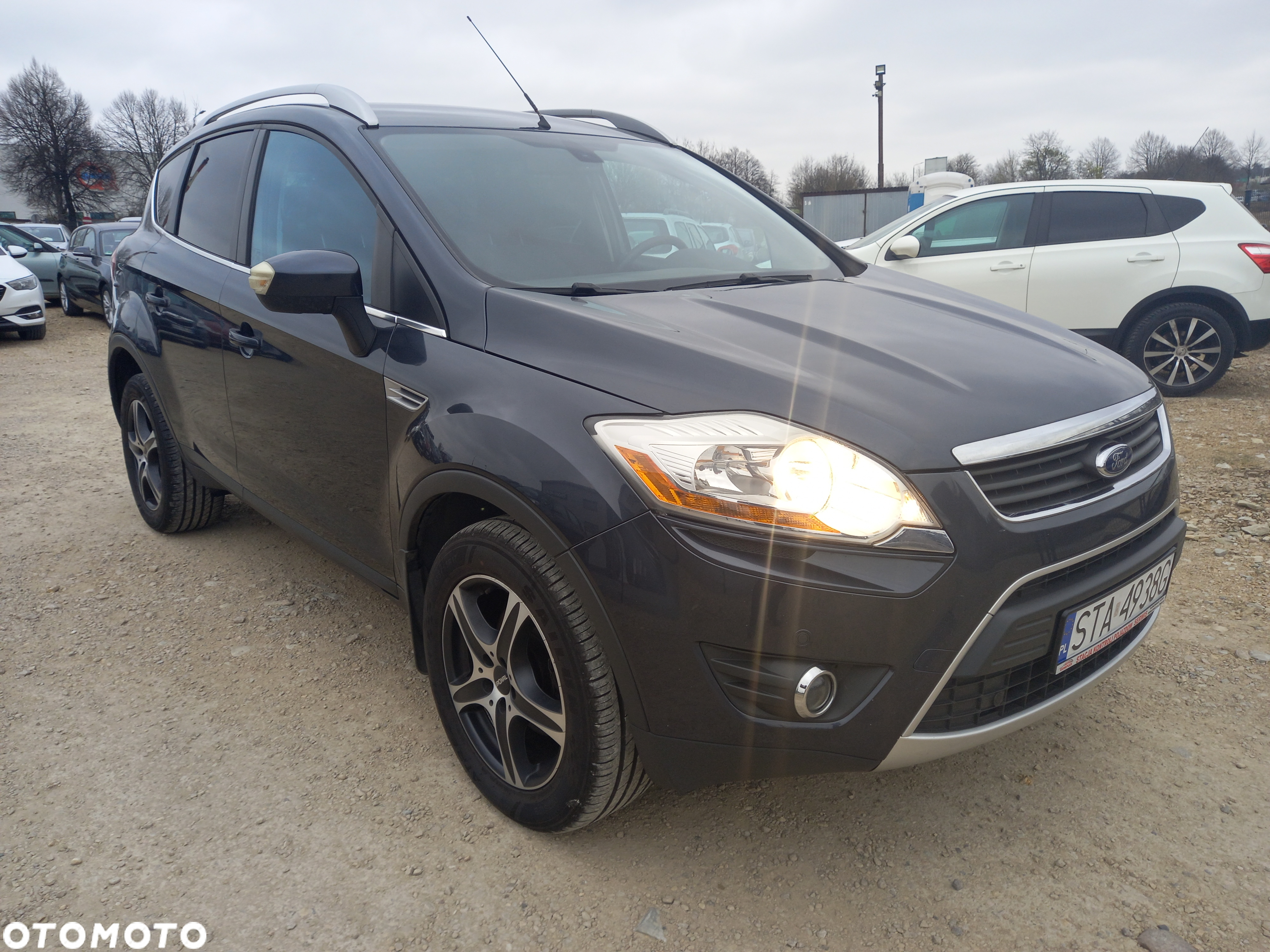 Ford Kuga 2.0 TDCi 4x4 Titanium - 2