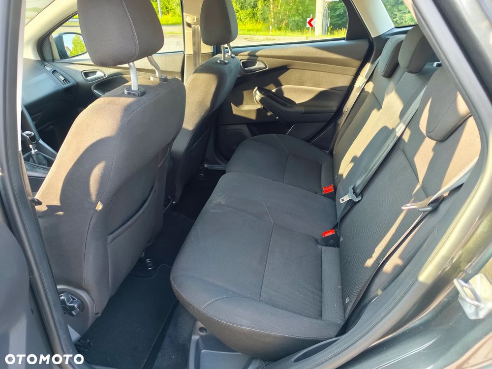 Ford Focus - 23