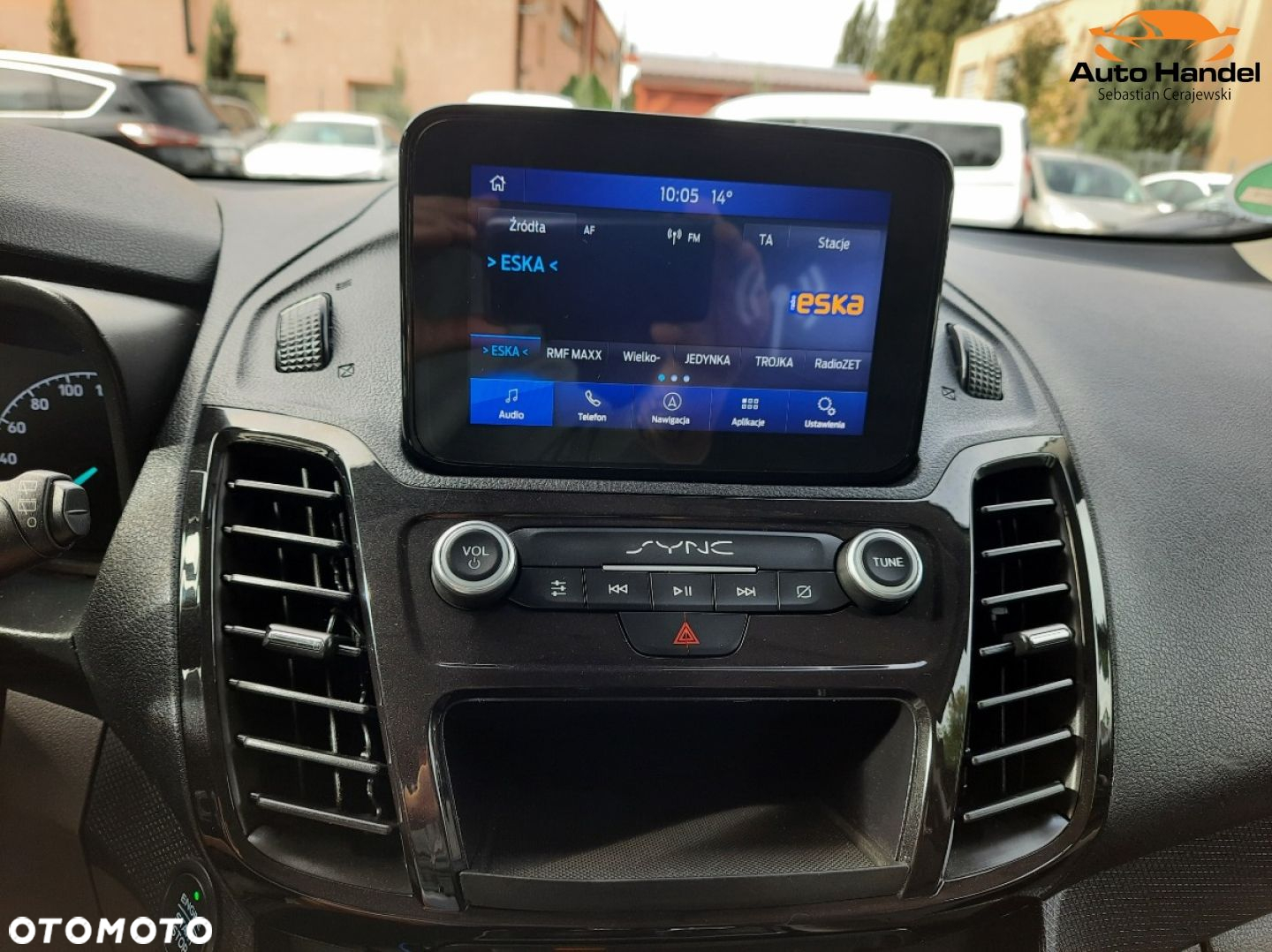 Ford Tourneo Connect Grand - 15