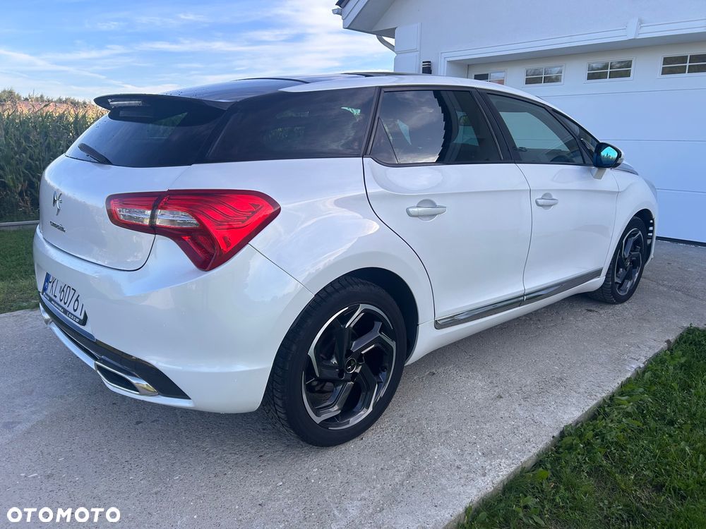 Citroën DS5 2.0 HDi Pure Pearl - 2