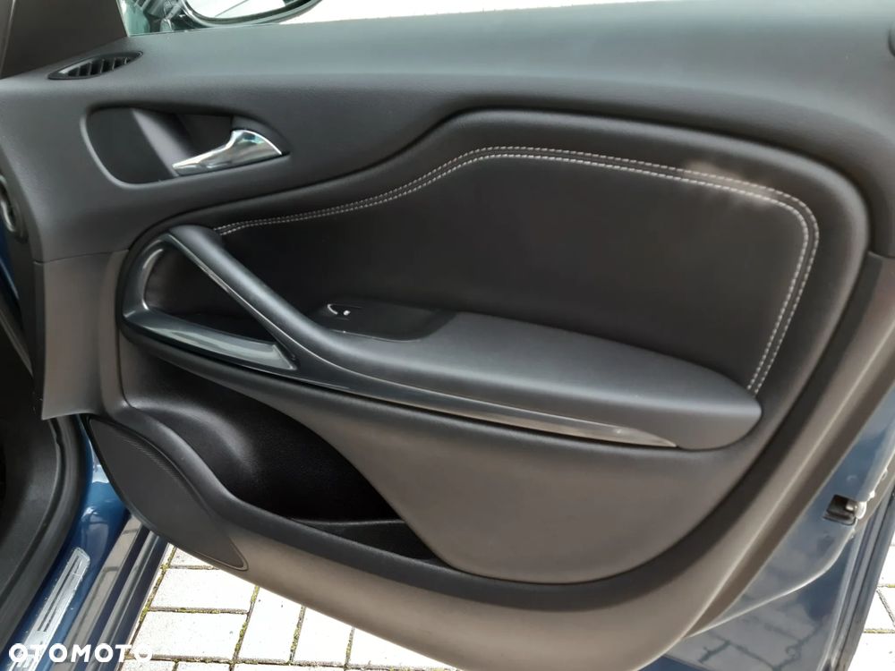 Opel Zafira 1.4 Turbo (ecoFLEX) Start/Stop ON - 19