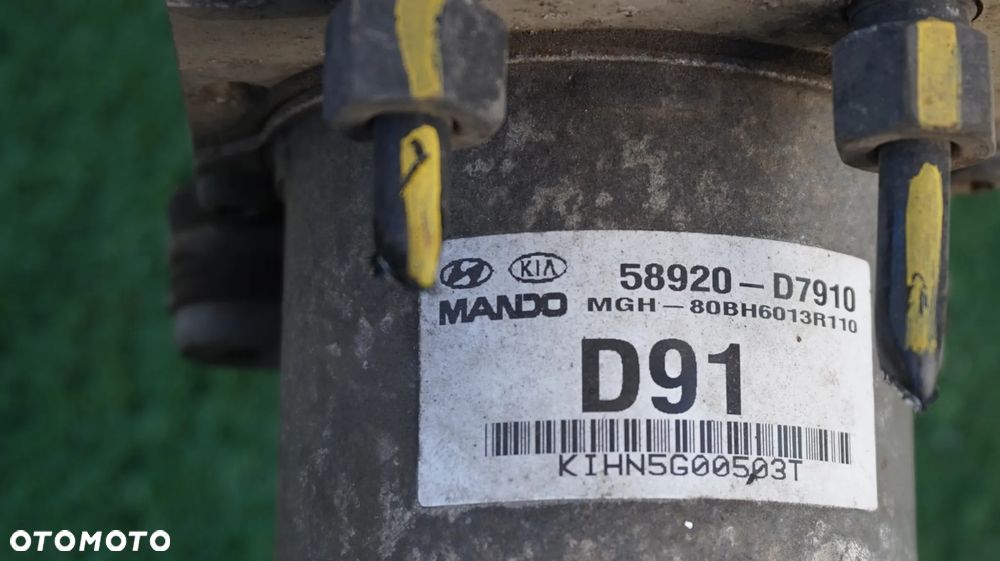 Hyundai Tucson III 1.7 CRDI pompa ABS 58920-D7910 - 3