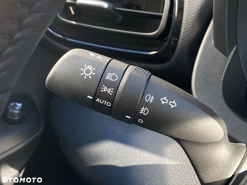 Toyota Yaris Cross Hybrid 1.5 Comfort - 27