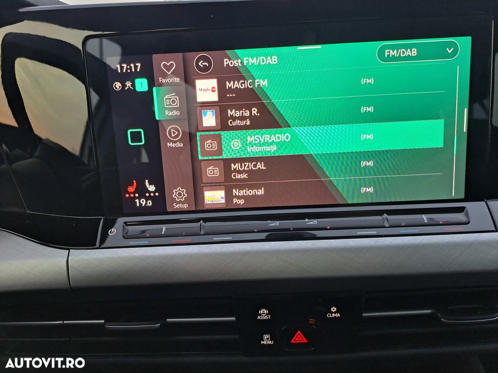 Volkswagen Golf 2.0 TDI SCR DSG Life - 15