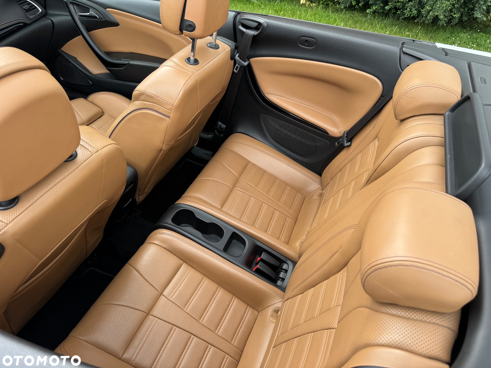 Opel Cascada 1.6 T Supreme S&S - 23