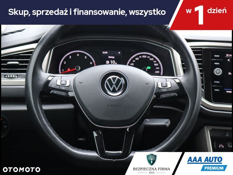 Volkswagen T-Roc - 18