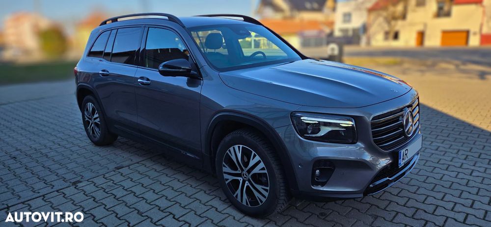 Mercedes-Benz GLB - 4