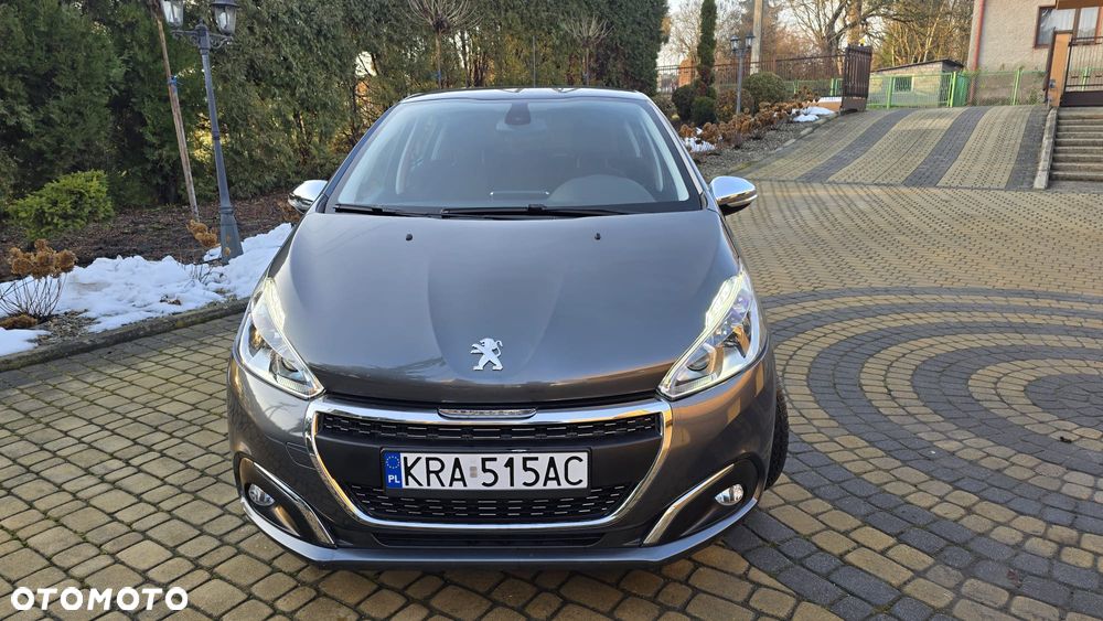 Peugeot 208 1.2 PureTech GPF Signature S&S - 7