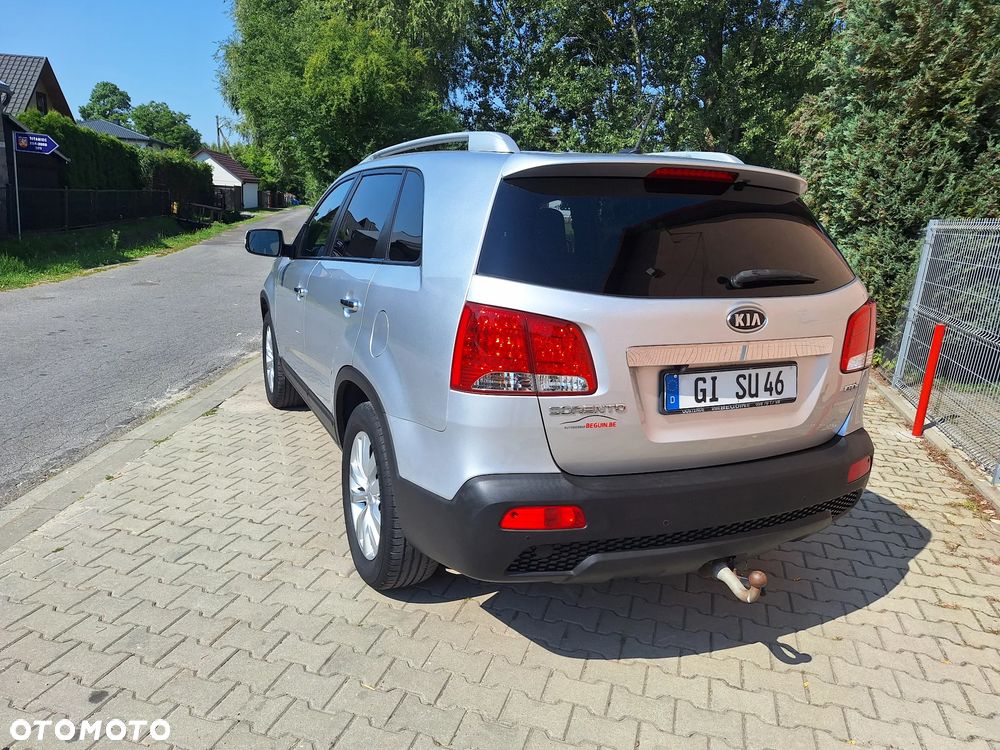 Kia Sorento - 8