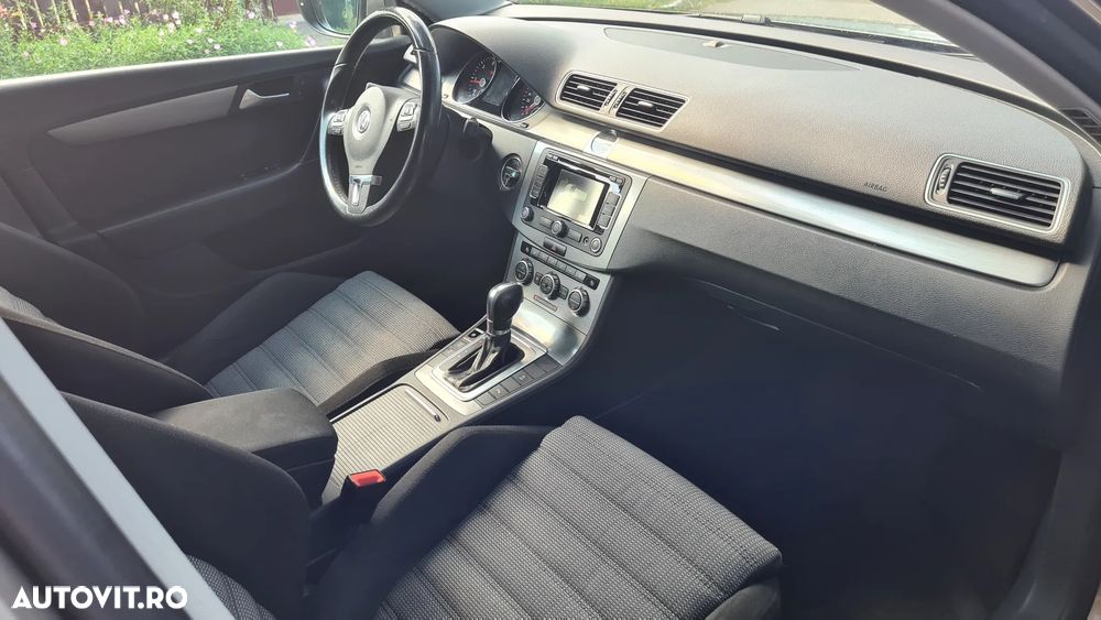 Volkswagen Passat 2.0 TDI BlueMotion Technology DSG Comfortline - 6