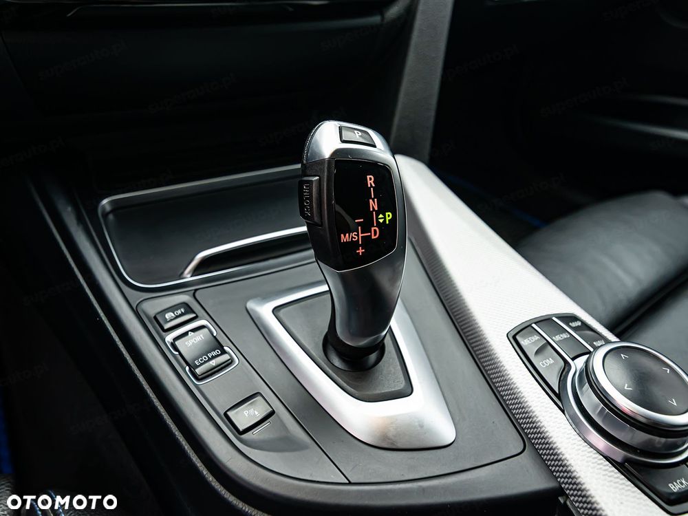 BMW Seria 3 320d M Sport - 21