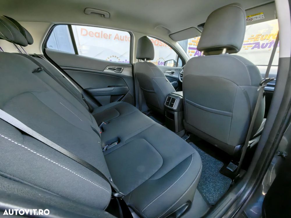 Kia Sportage 1.6 DSL MHEV 7DCT HP 4x2 Business Line - 9
