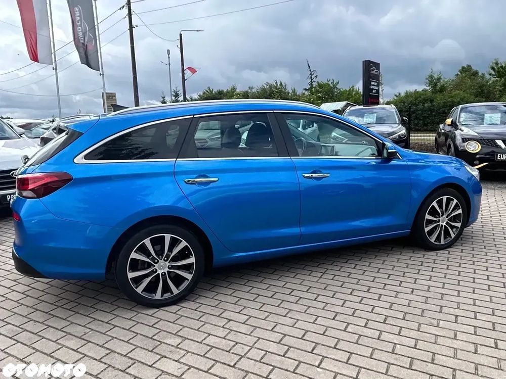 Hyundai i30 1.4 T-GDI DCT Premium - 4