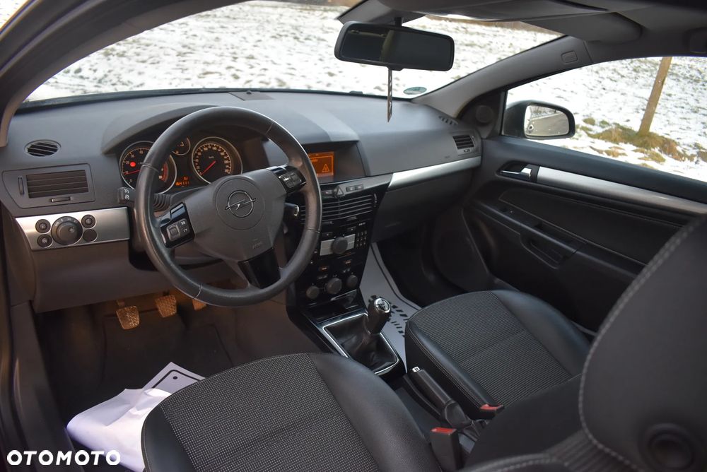Opel Astra - 24