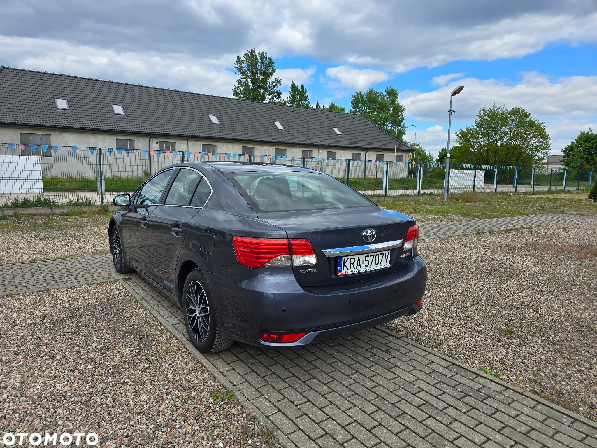 Toyota Avensis 2.0 D-4D Luna - 8