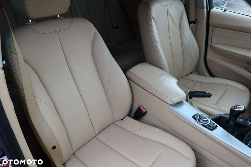 BMW Seria 3 - 20
